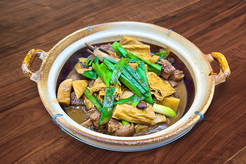 savory lamb brisket golden bean curd skins 黄金支竹羊腩煲